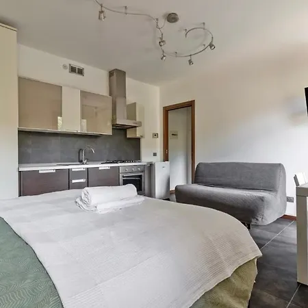 Monolocale Con Giardino Privato E Cucina Completa Apartment Bergamo