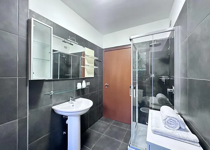 アパート Monolocale Con Giardino Privato E Cucina Completa *