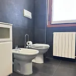 Monolocale Con Giardino Privato E Cucina Completa *