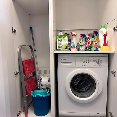 Monolocale Con Giardino Privato E Cucina Completa *