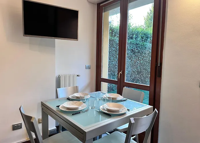 Monolocale Con Giardino Privato E Cucina Completa * 베르가모