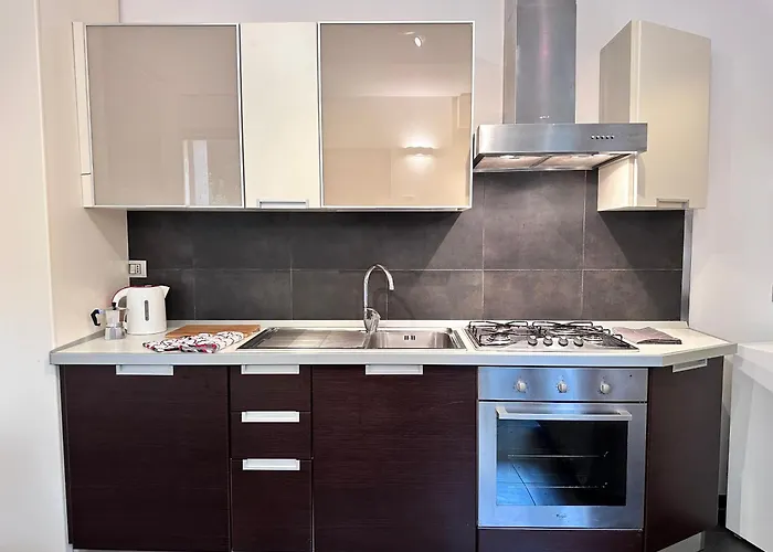 아파트 Monolocale Con Giardino Privato E Cucina Completa *